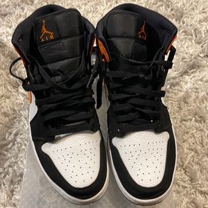 Jordan 1 mid Starfish